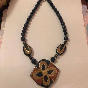 2 for $15🌙Vintage wooden beaded necklace